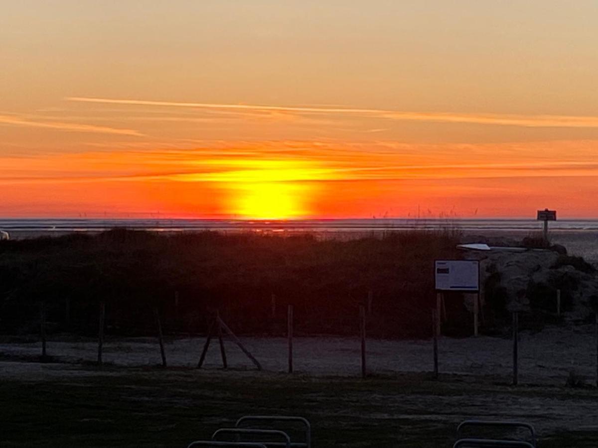 Frische Brise Ferienwohnung Mit Meerblick Cuxhaven Exterior foto